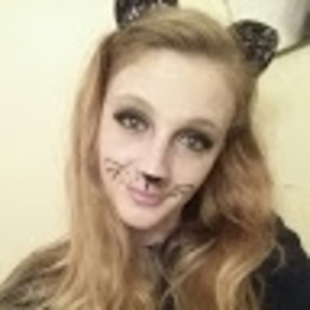 Meet your Posher, Ivy